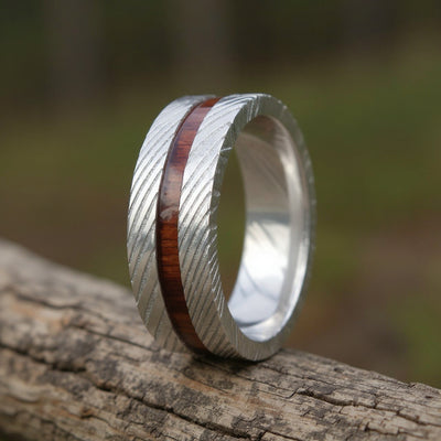 Damascus Steel + Sandalwood