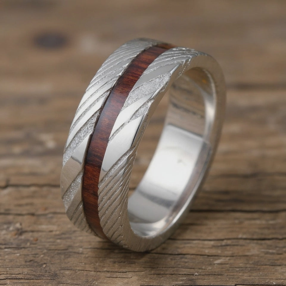 Damascus Steel + Sandalwood